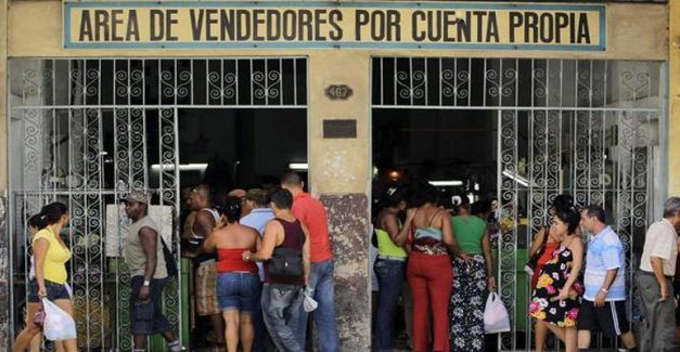 LA REBELDÍA DE LOS CUBANOS