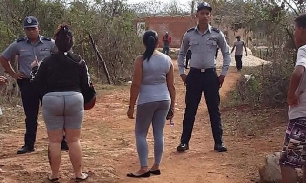 La Policía desaloja un presunto barrio ‘ilegal’ en Boca de Camarioca