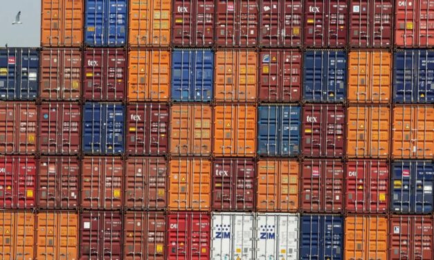 Al desplomarse las exportaciones Cuba depende más que nunca de EEUU